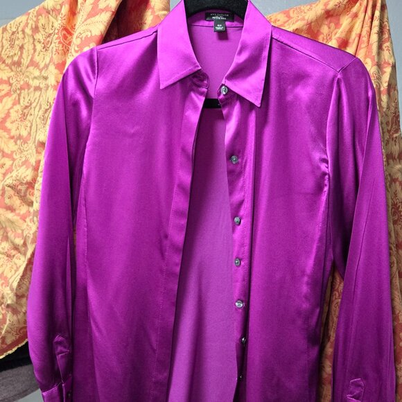 Ann Taylor Petite Silk Blouse 4P β Elegant Magenta Must-Have! - Picture 1 of 6